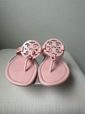 Tory Burch Blush Patent (Petunia), Logo Thong Sandals